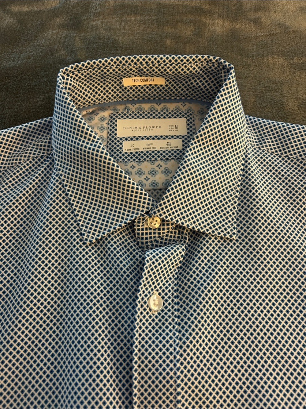 Denim & Flower Men's Blue short sleeve and White Geometric Button-Down Shirt